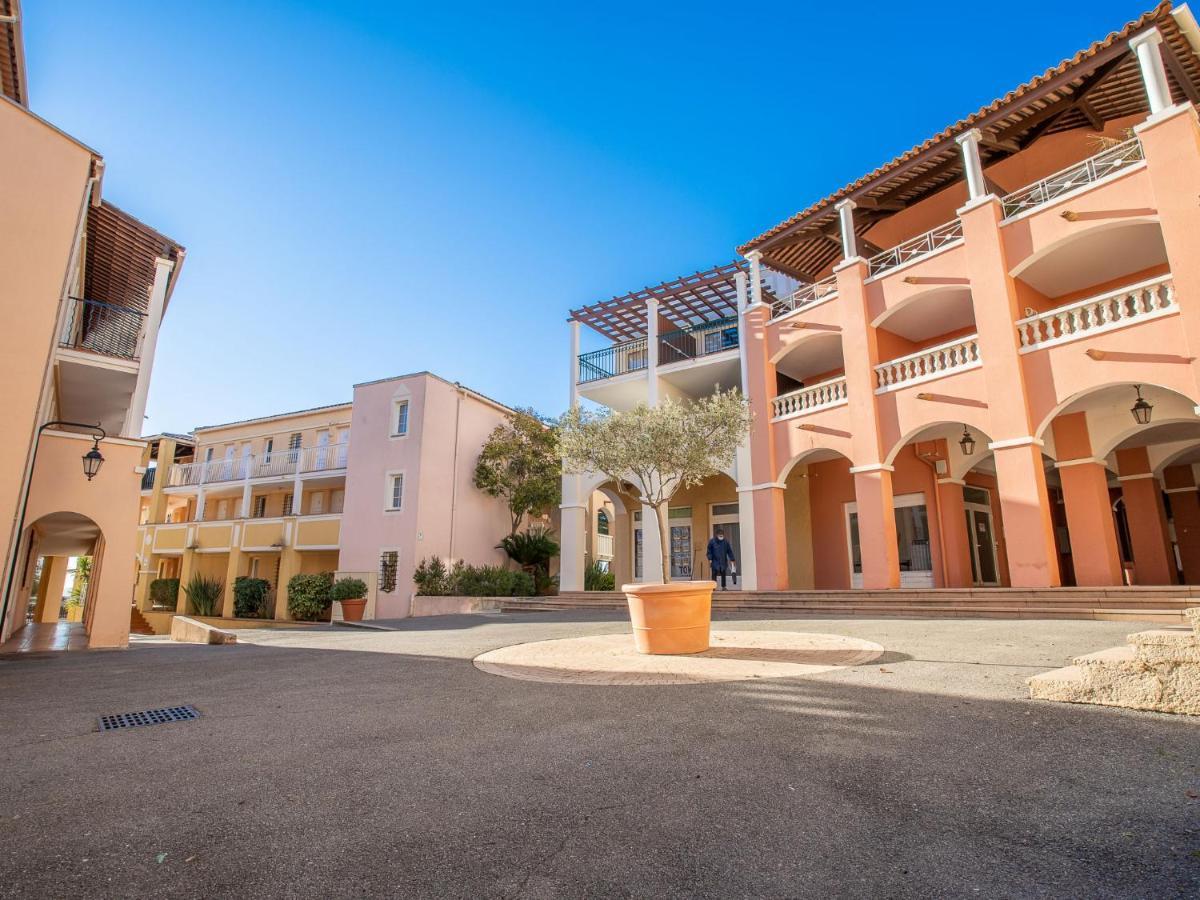 Apartment Village Cap Esterel - L'Esquinade-97 By Interhome Сен-Рафаель Екстер'єр фото
