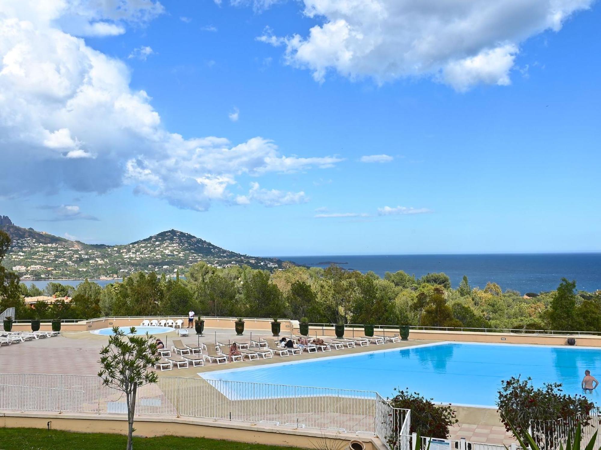 Apartment Village Cap Esterel - L'Esquinade-97 By Interhome Сен-Рафаель Екстер'єр фото
