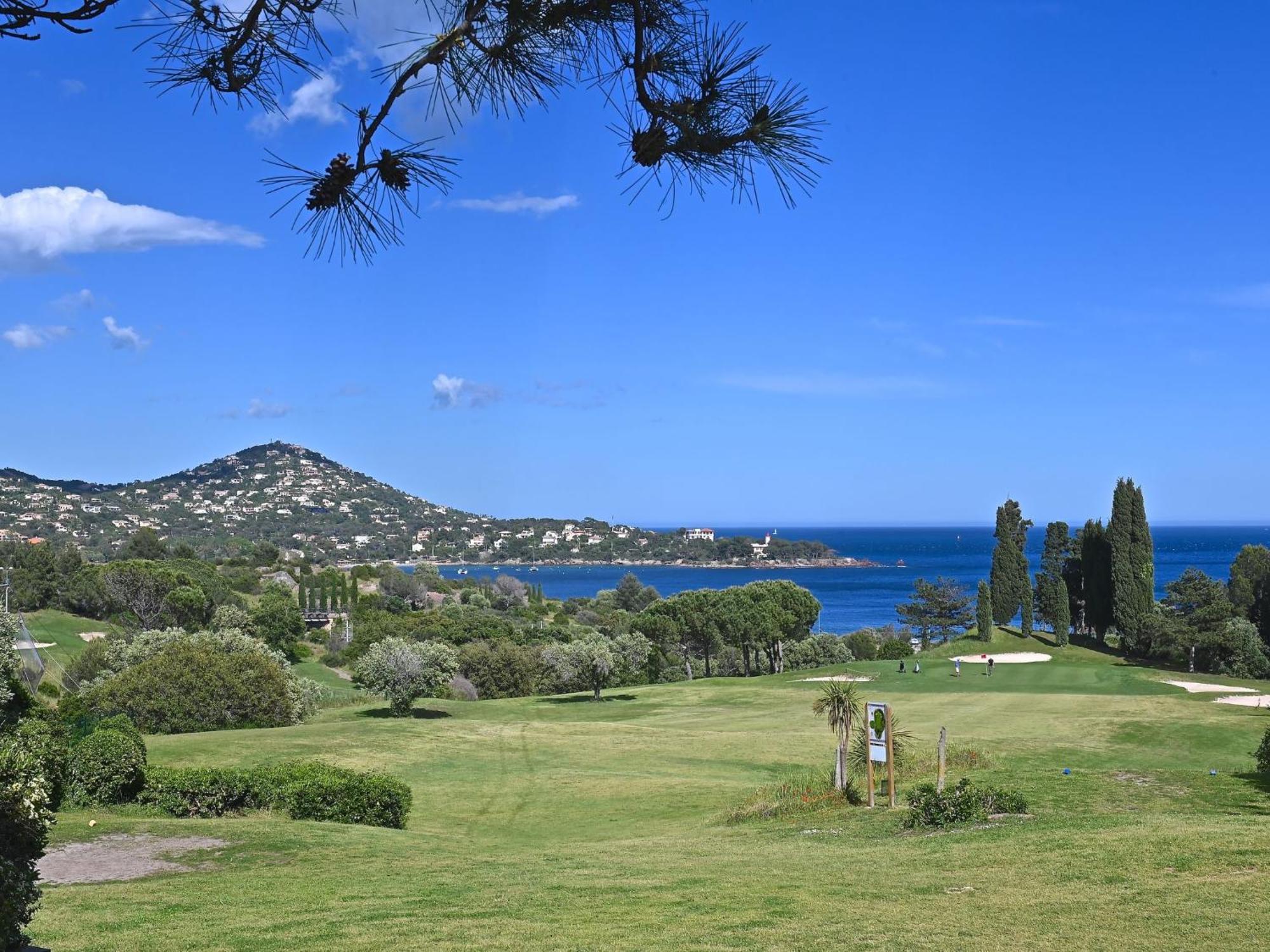 Apartment Village Cap Esterel - L'Esquinade-97 By Interhome Сен-Рафаель Екстер'єр фото
